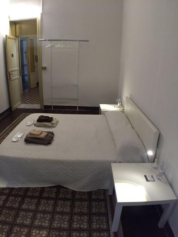 Deco Guest House ปาแลร์โม ภายนอก รูปภาพ