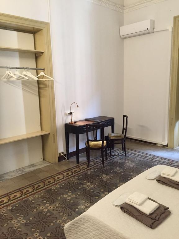 Deco Guest House ปาแลร์โม ภายนอก รูปภาพ