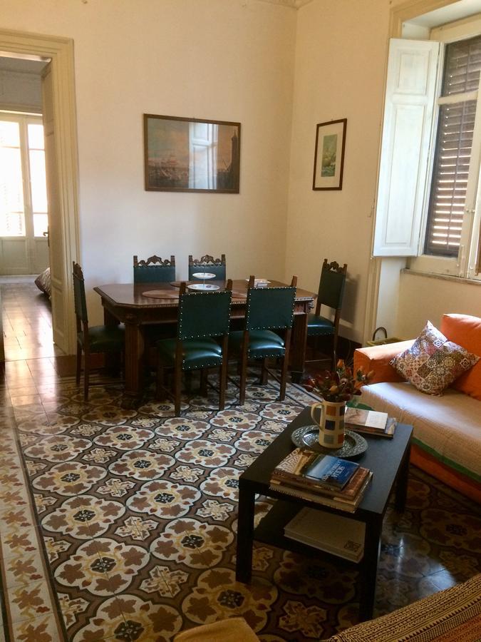 Deco Guest House ปาแลร์โม ภายนอก รูปภาพ